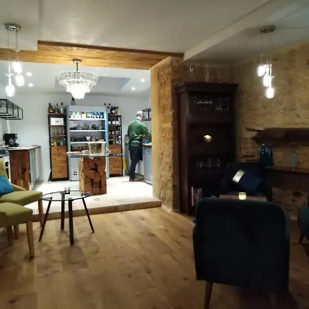 Planches Et Plonk 3* Бельвес